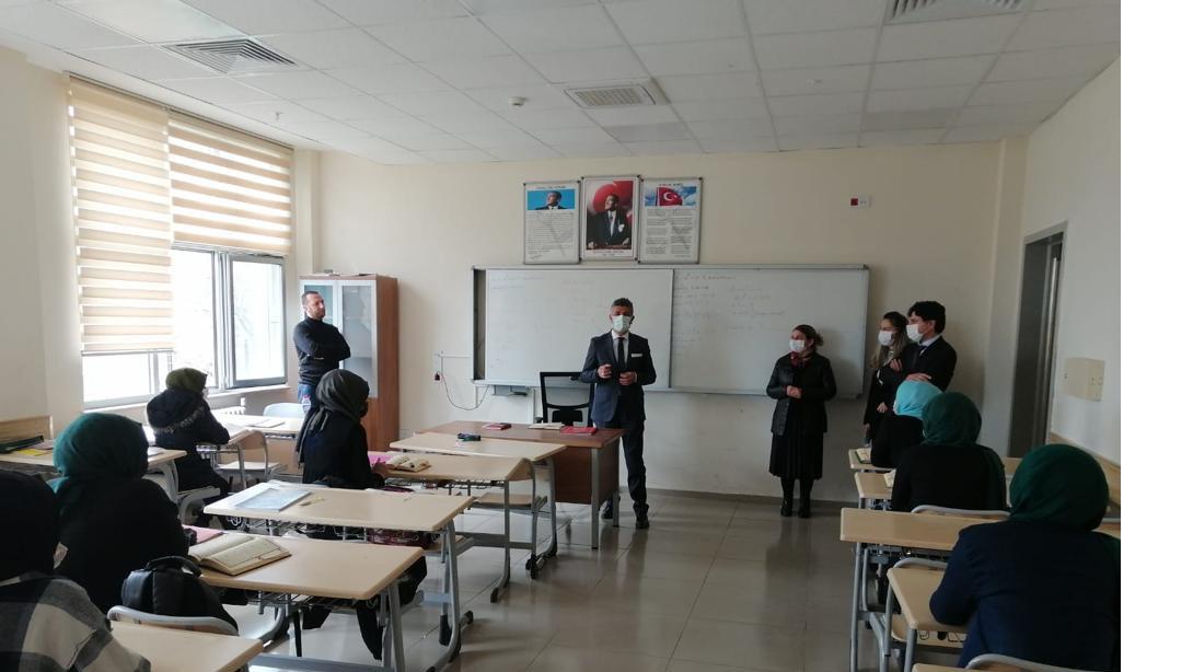 İlçe Milli Eğitim Müdürümüz Sayın Mehmet BULUT' un Diyarbakır Kız Anadolu İmam Hatip Lisesi Ziyareti